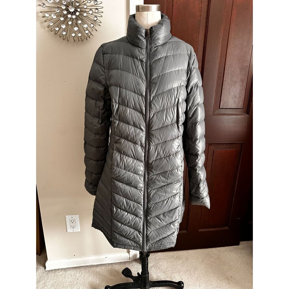 Peace Love Chill gray package quilted puffer coat Large